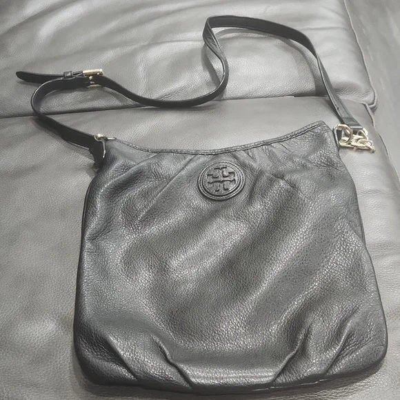 Tory Burch Black Crossbody Bag with Gold Accents - Picture 3 of 9